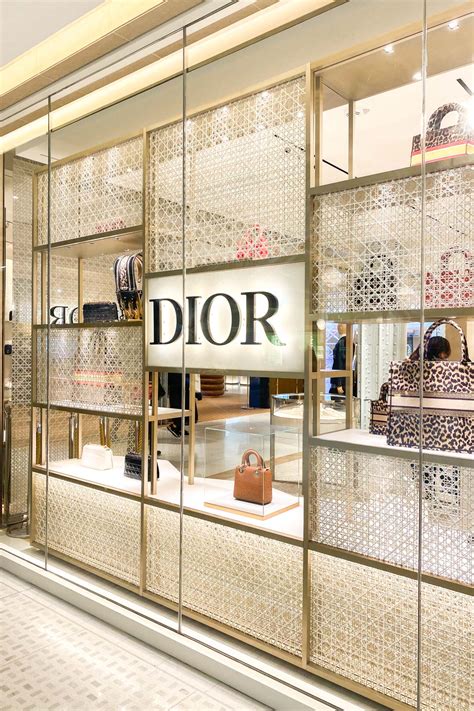 dior paris price|Dior outlet in Paris.